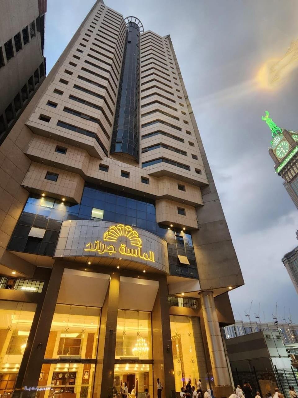 3 Star 10 Nights Easter Umrah Package photo 2
