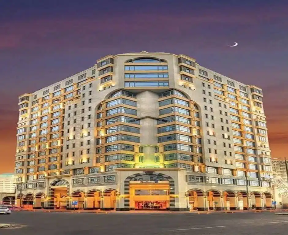 3 Star 14 Nights December Umrah Package photo 4
