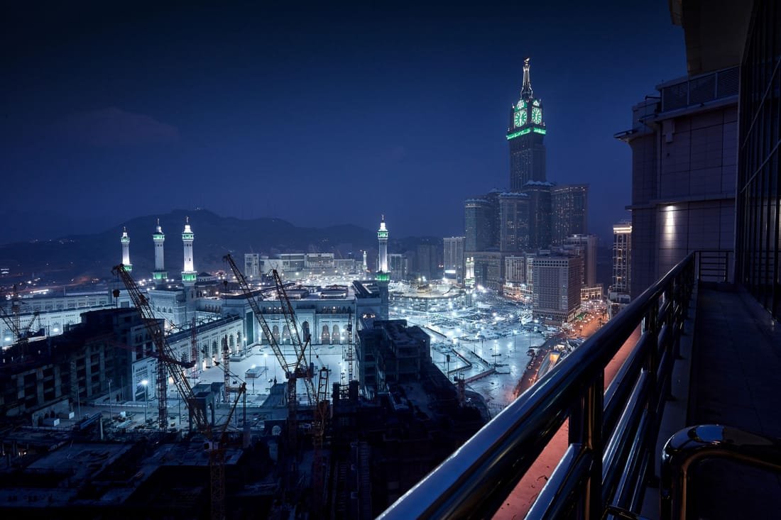 5 Star 10 Nights Easter Umrah Package photo 2
