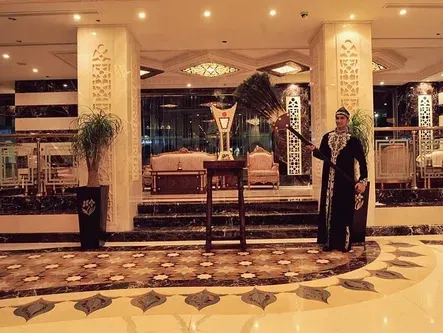 Al-Khozama-lobby.webp