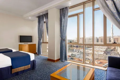 Ramada-Madinah-Al-Qibla-room-view1.webp